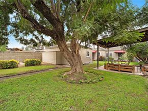 2480 Oregon Avenue, Long Beach CA 90806