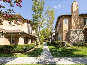 66 Garrison Loop, Ladera Ranch CA 92694