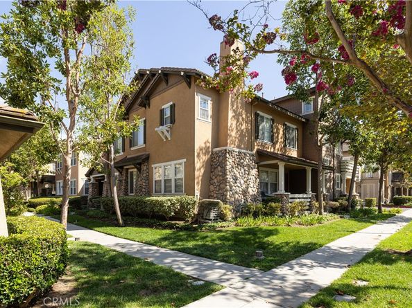 66 Garrison Loop, Ladera Ranch CA 92694