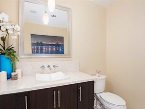 402 Rockefeller 203, Irvine CA 92612