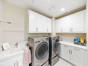 66 Furlong, Irvine CA 92602