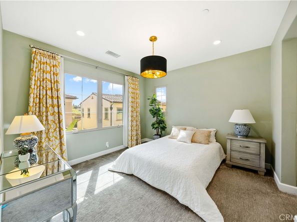 66 Furlong, Irvine CA 92602