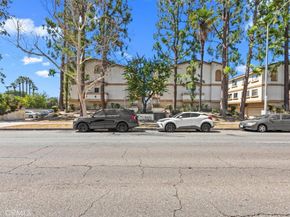 19932 Sherman Way B, Winnetka CA 91306