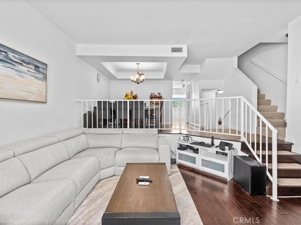 19932 Sherman Way B, Winnetka CA 91306