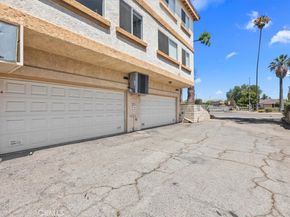 19932 Sherman Way B, Winnetka CA 91306