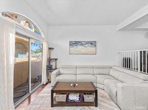 19932 Sherman Way B, Winnetka CA 91306
