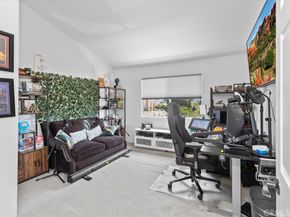 19932 Sherman Way B, Winnetka CA 91306