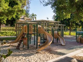 149 Lockford, Irvine CA 92602