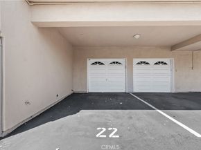 606 Lake #22 Street, Huntington Beach CA 92648