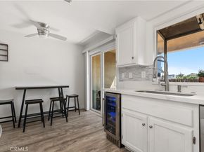 606 Lake #22 Street, Huntington Beach CA 92648