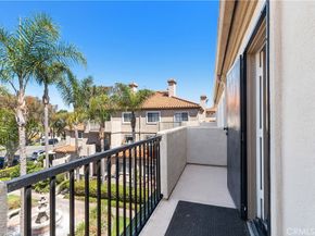 606 Lake #22 Street, Huntington Beach CA 92648