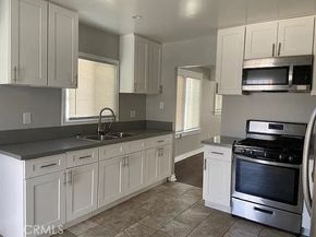 431 W 78th, Los Angeles CA 90003
