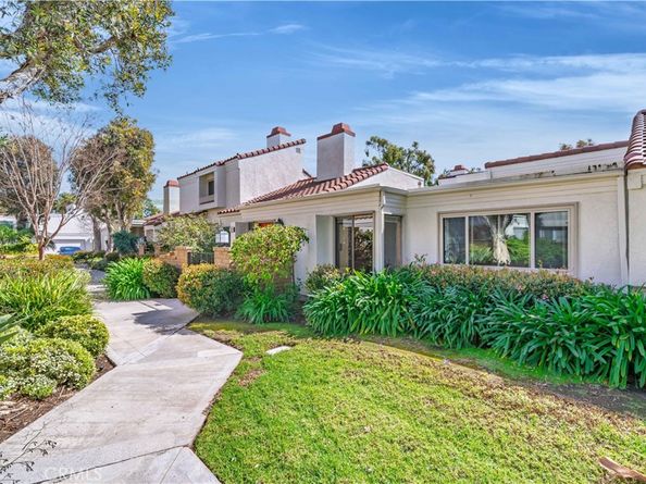 20 Navarre 134, Irvine CA 92612