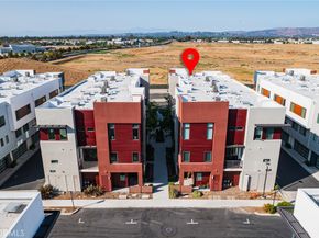 167 Waypoint, Tustin CA 92782