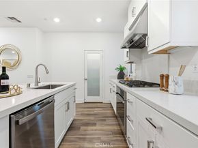 167 Waypoint, Tustin CA 92782