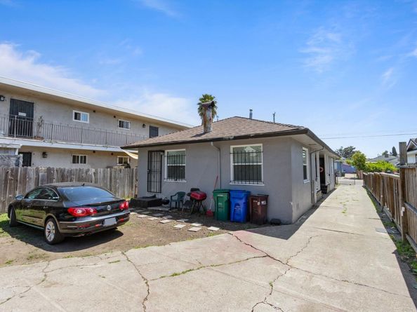 1743 84th Avenue, Oakland CA 94621