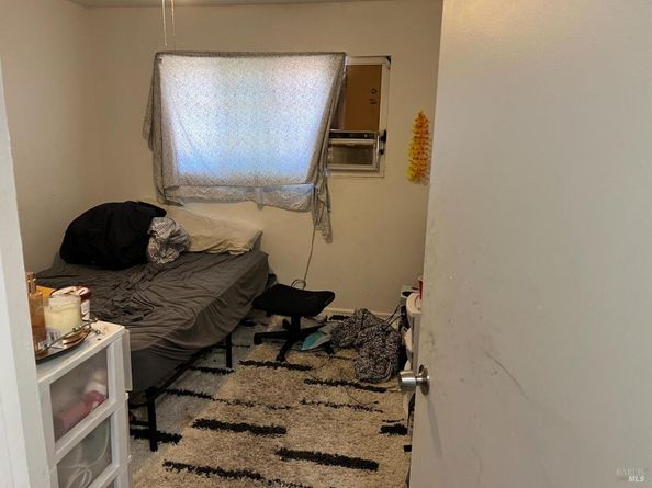 34 Midhill Road, Martinez CA 94553