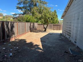 34 Midhill Road, Martinez CA 94553