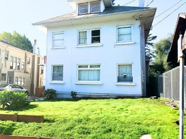 389 Euclid Avenue, Oakland CA 94610