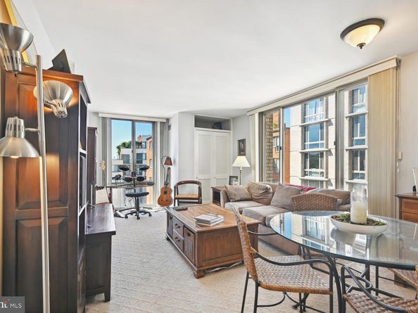 950 25TH Street NW 721N, Washington DC 20037