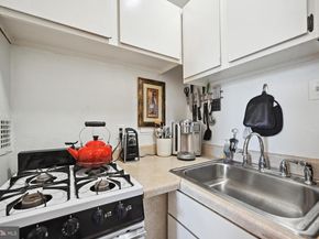 950 25TH Street NW 721N, Washington DC 20037