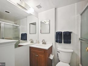 950 25TH Street NW 721N, Washington DC 20037