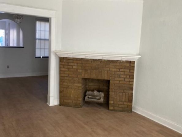 5917 Springfield Avenue, Philadelphia PA 19143