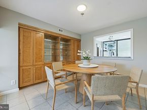 7 N Christopher Columbus Boulevard 130, Philadelphia PA 19106