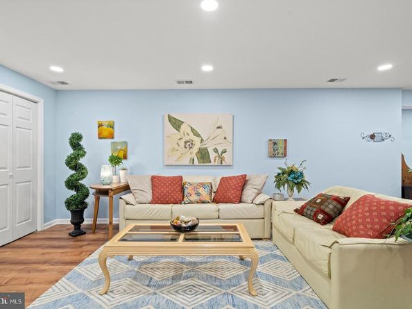 9151 Hermosa Drive, Fairfax VA 22031