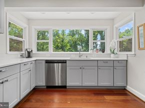 9151 Hermosa Drive, Fairfax VA 22031