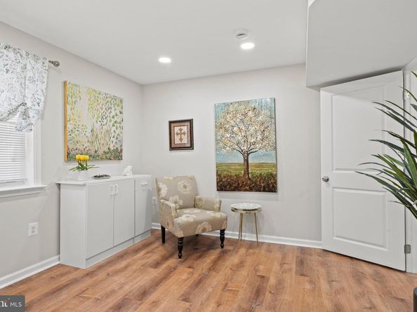 9151 Hermosa Drive, Fairfax VA 22031