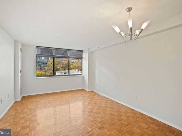 7111 Woodmont Avenue 514, Chevy Chase MD 20815