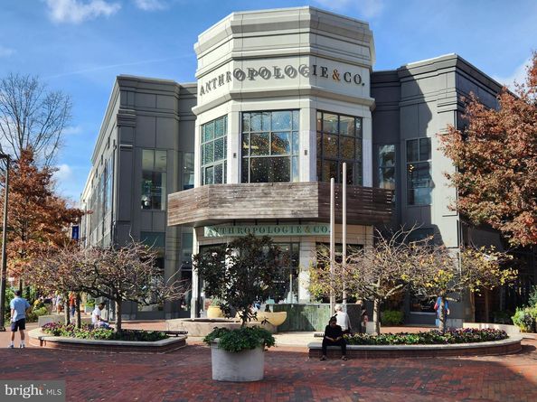 7111 Woodmont Avenue 514, Chevy Chase MD 20815