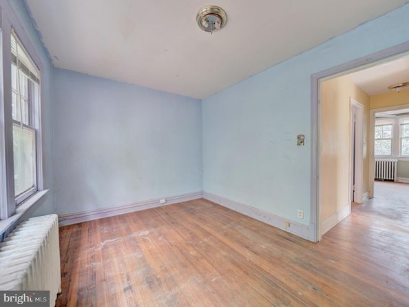 2824 Myrtle Avenue NE, Washington DC 20018