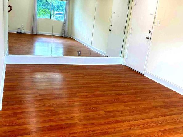 2900 Kings Chapel Road 1, Falls Church VA 22042