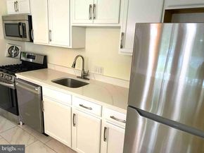 2900 Kings Chapel Road 1, Falls Church VA 22042