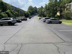 2900 Kings Chapel Road 1, Falls Church VA 22042