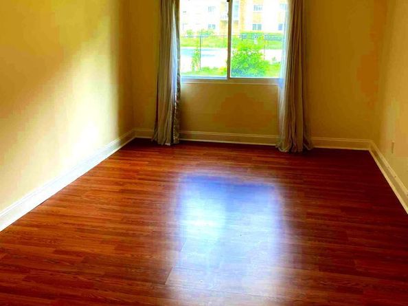 2900 Kings Chapel Road 1, Falls Church VA 22042