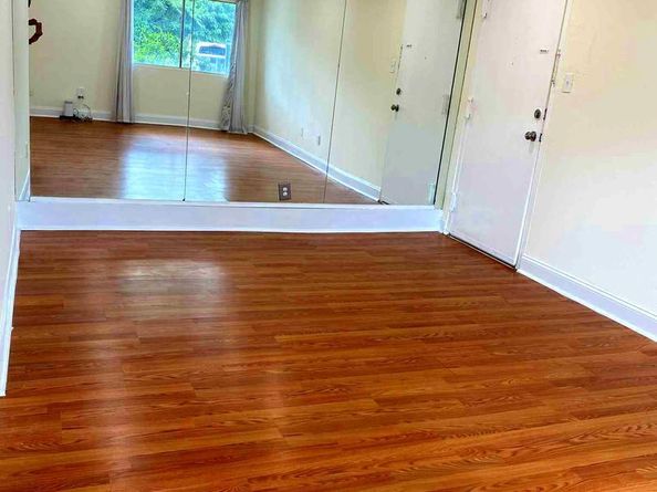 2900 Kings Chapel Road 1, Falls Church VA 22042