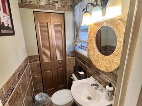 619 Clifton Avenue, Collingdale PA 19023