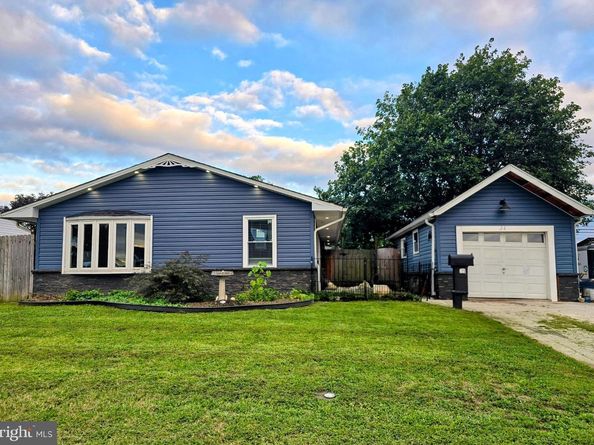 26 Poplar Lane, Levittown PA 19054