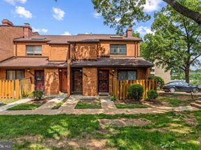 3452 Summit Court NE 3452, Washington DC 20018