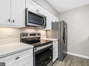 3452 Summit Court NE 3452, Washington DC 20018
