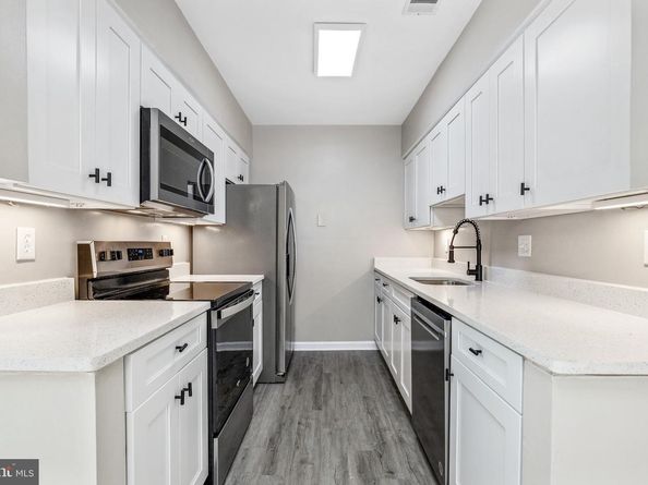 3452 Summit Court NE 3452, Washington DC 20018