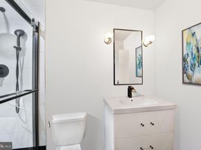 1513 Swann Street NW, Washington DC 20009