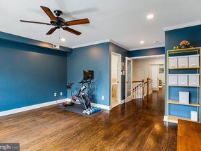 609 S 9TH Street, Philadelphia PA 19147