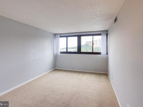 5911 Edsall Road 406, Alexandria VA 22304