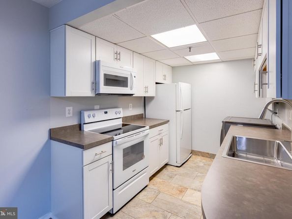 5911 Edsall Road 406, Alexandria VA 22304
