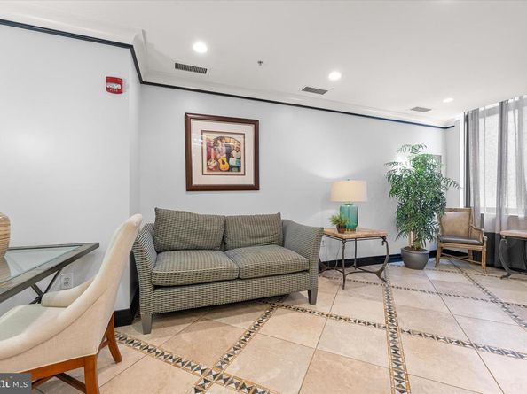 1205 N Garfield Street 711, Arlington VA 22201
