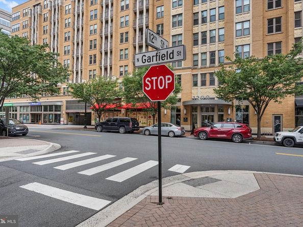 1205 N Garfield Street 711, Arlington VA 22201